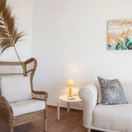 Casa Brittany, Vacation With Sea View Dom wakacyjny Mijas